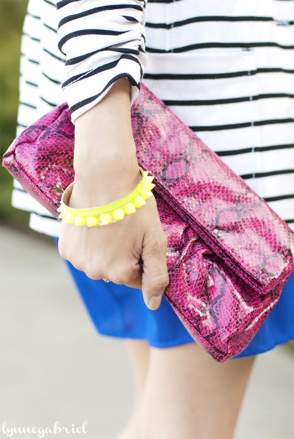 steve madden snakeskin clutch