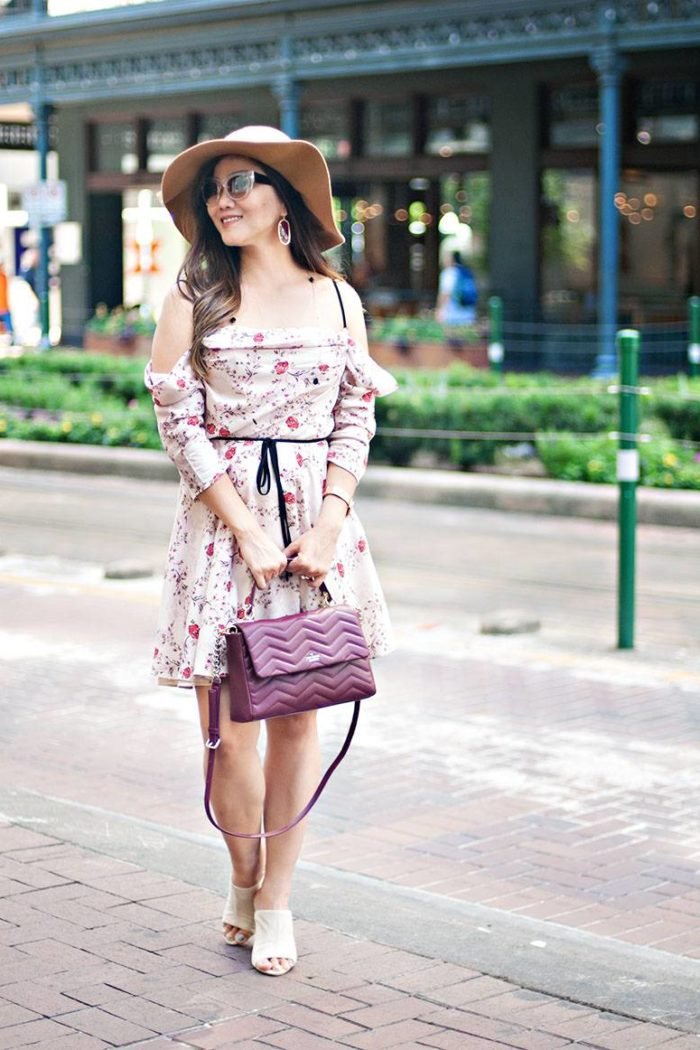 Fall Outfit Inspiration: Must Have Floral Fall Dress For Cities Like Houston
